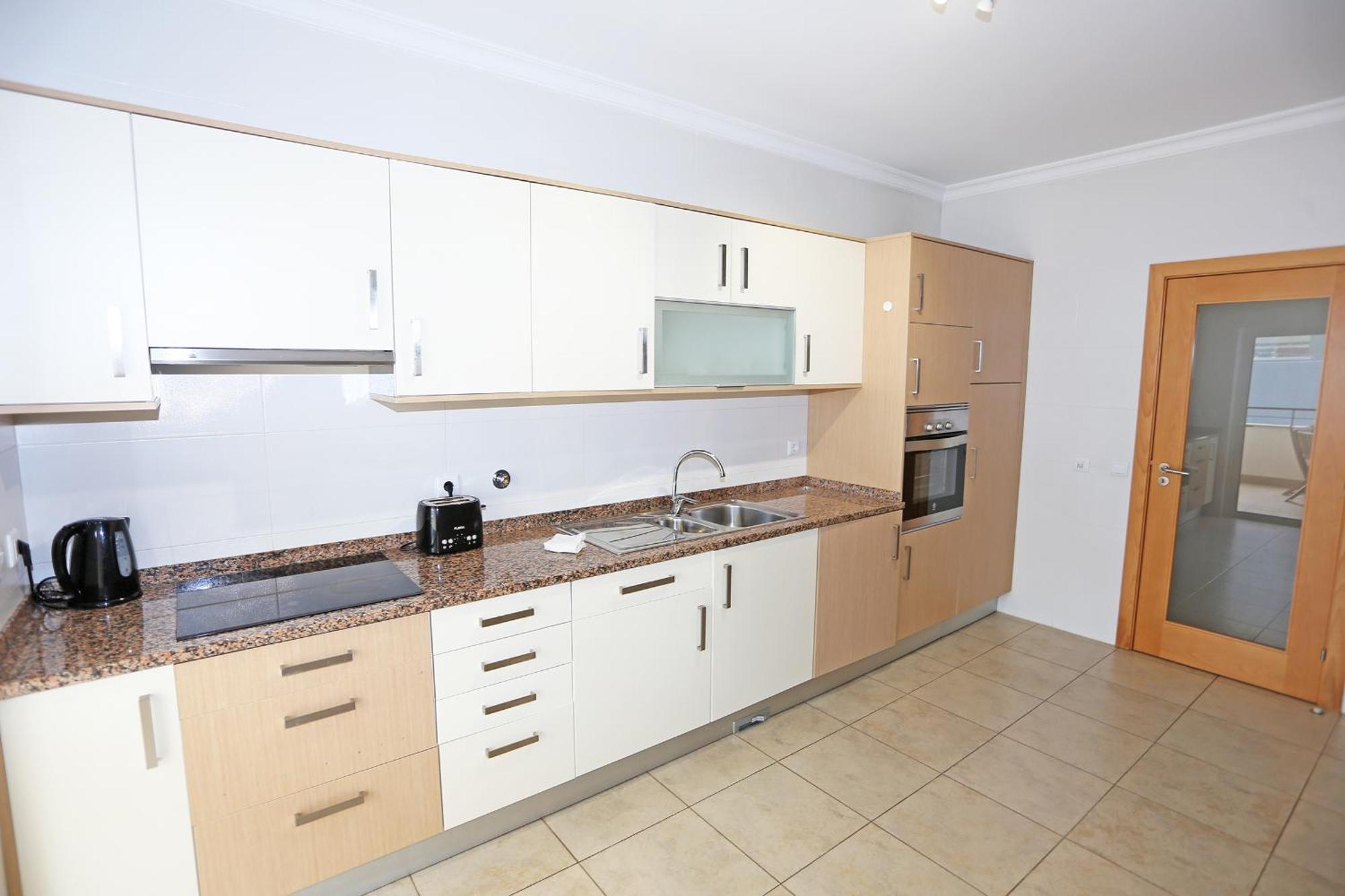 A04 - Large Modern 1 Bed Apartment With Pool 拉哥斯 外观 照片
