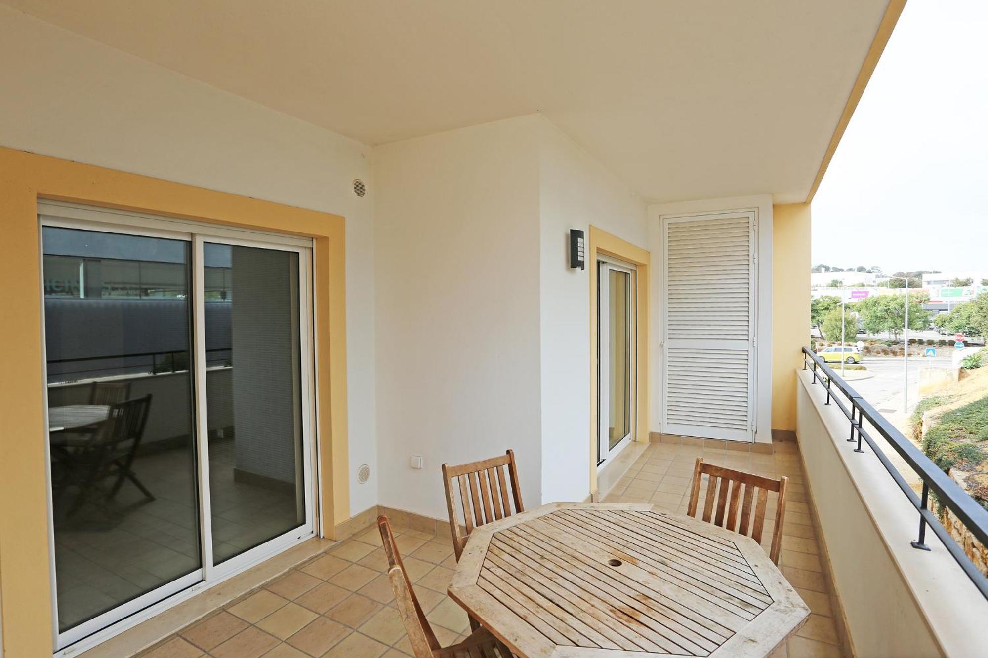 A04 - Large Modern 1 Bed Apartment With Pool 拉哥斯 外观 照片